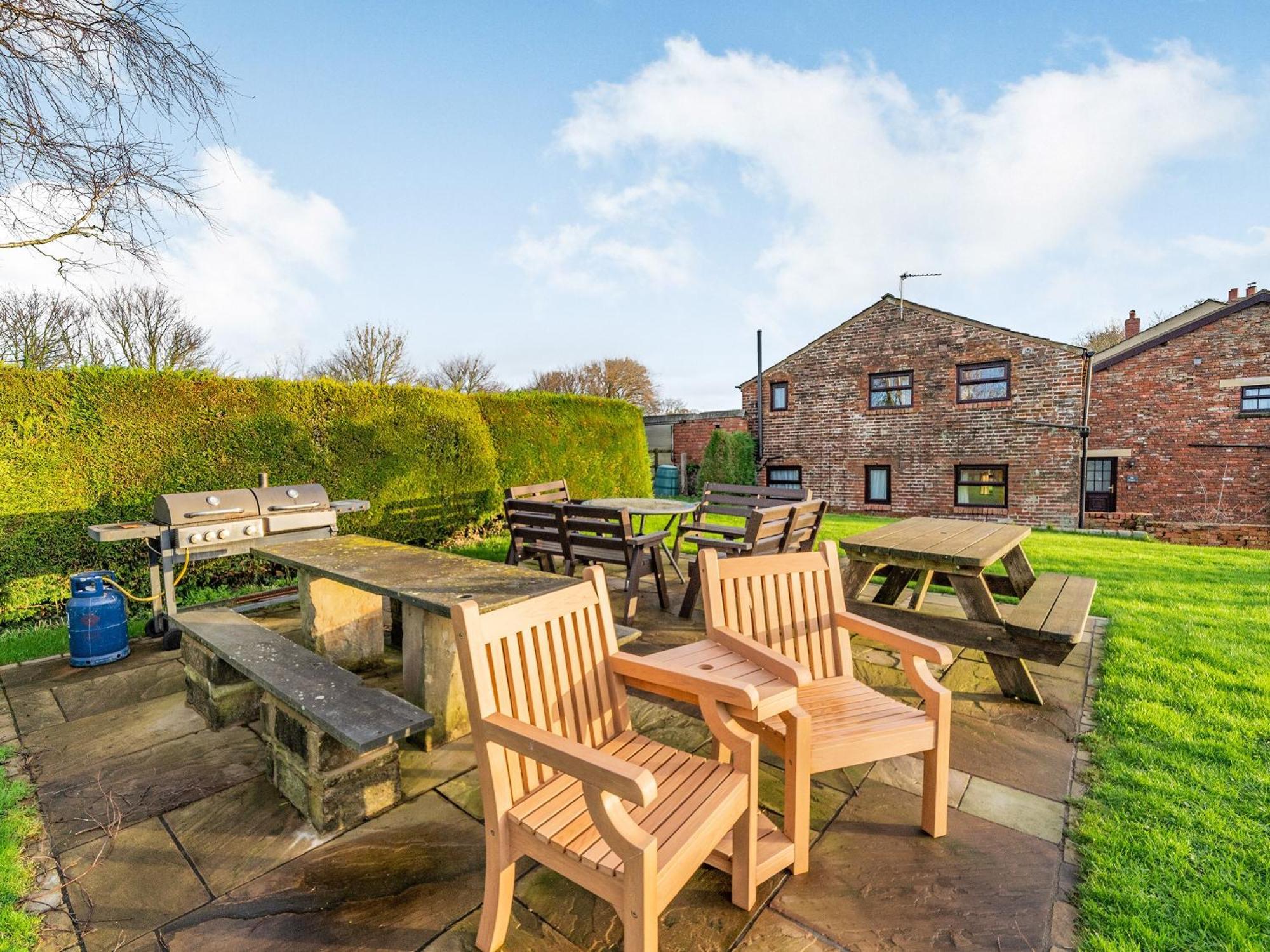 Poulton-le-Fylde The Shipponヴィラ エクステリア 写真